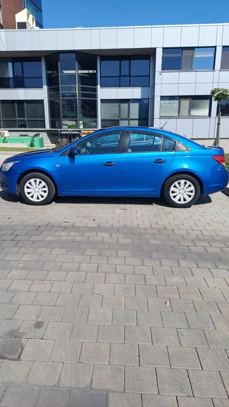 Chevrolet Cruze, снимка 3 - Автомобили и джипове - 47429789