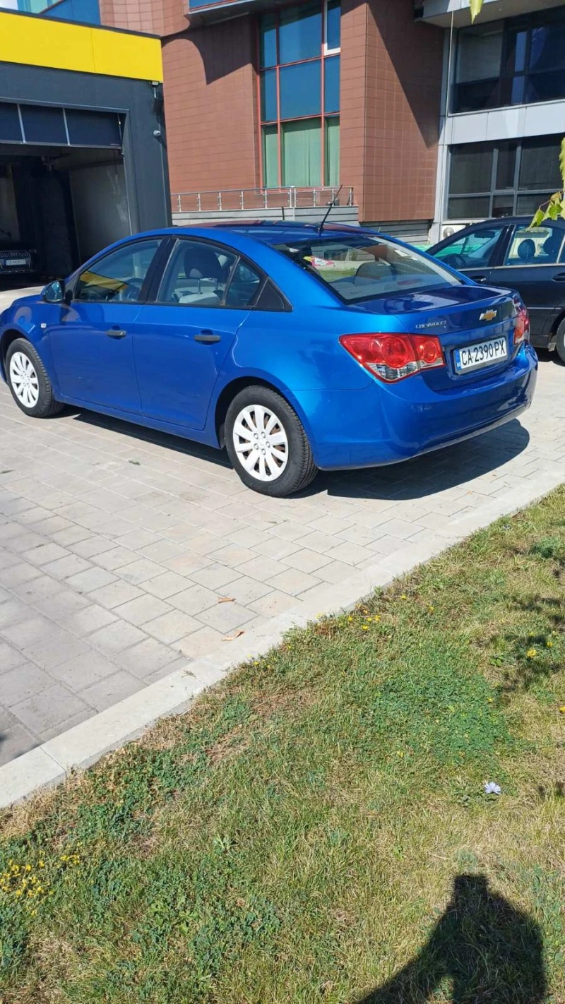 Chevrolet Cruze, снимка 2 - Автомобили и джипове - 47429789