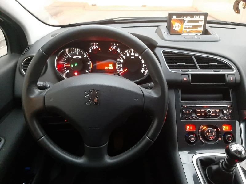 Peugeot 3008 1.6 HDI, снимка 12 - Автомобили и джипове - 47411251