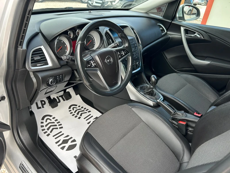 Opel Astra * 1.7cdti* 110к.с* Facelift* COSMO, снимка 7 - Автомобили и джипове - 51983736