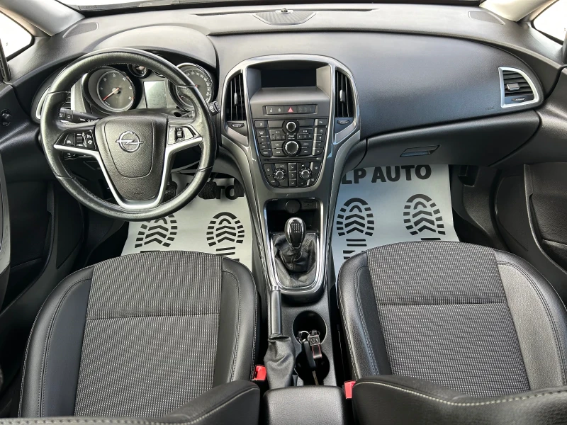 Opel Astra * 1.7cdti* 110к.с* Facelift* COSMO, снимка 9 - Автомобили и джипове - 51983736
