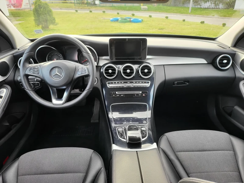 Mercedes-Benz C 250 d 204k.s AVANTGARDE 9G-TRONIC EVRO6B - КАТО НОВА!, снимка 12 - Автомобили и джипове - 52179892