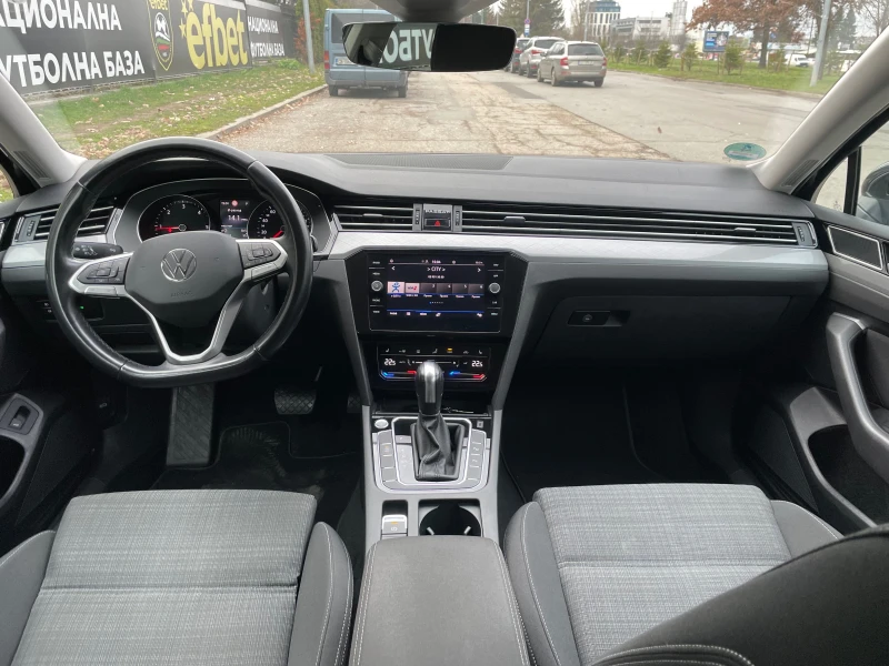 VW Passat 2.0 TDI/150 PS/LED/ACC/PDC/NAVI/CAMERA, снимка 11 - Автомобили и джипове - 52822406