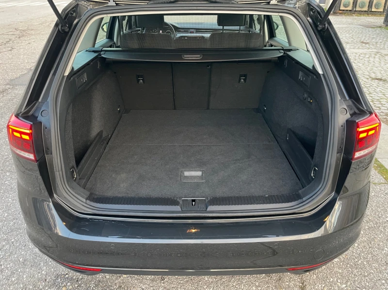 VW Passat 2.0 TDI/150 PS/LED/ACC/PDC/NAVI/CAMERA, снимка 15 - Автомобили и джипове - 53137571