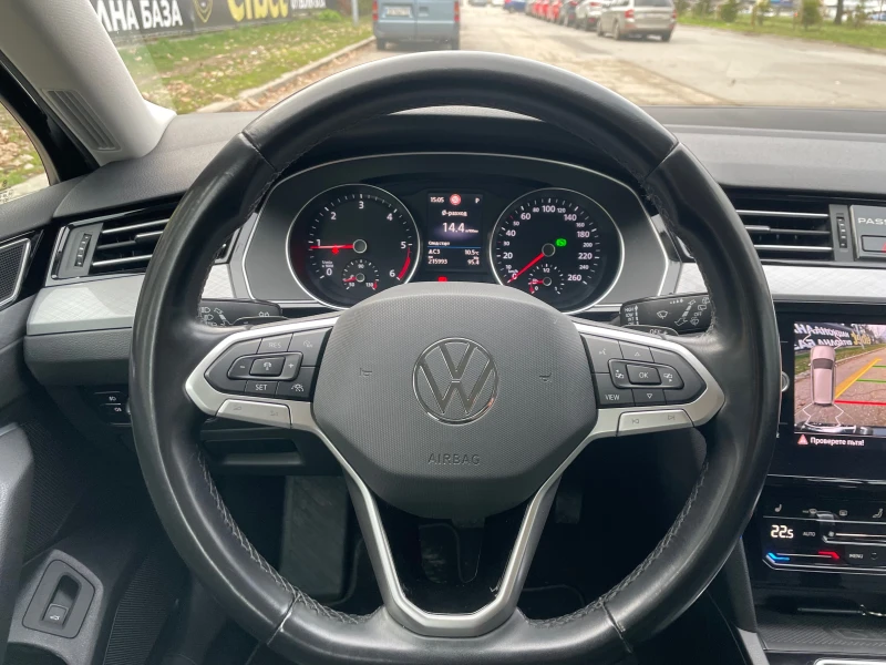VW Passat 2.0 TDI/150 PS/LED/ACC/PDC/NAVI/CAMERA, снимка 13 - Автомобили и джипове - 52822406
