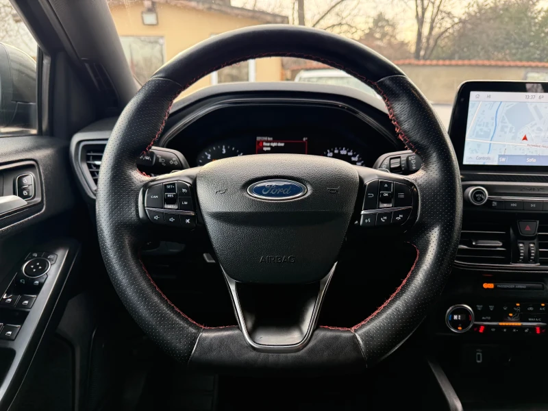 Ford Focus 2.0TDCI ST Line - АВТОМАТИК - ЕURO6d, снимка 12 - Автомобили и джипове - 52824790