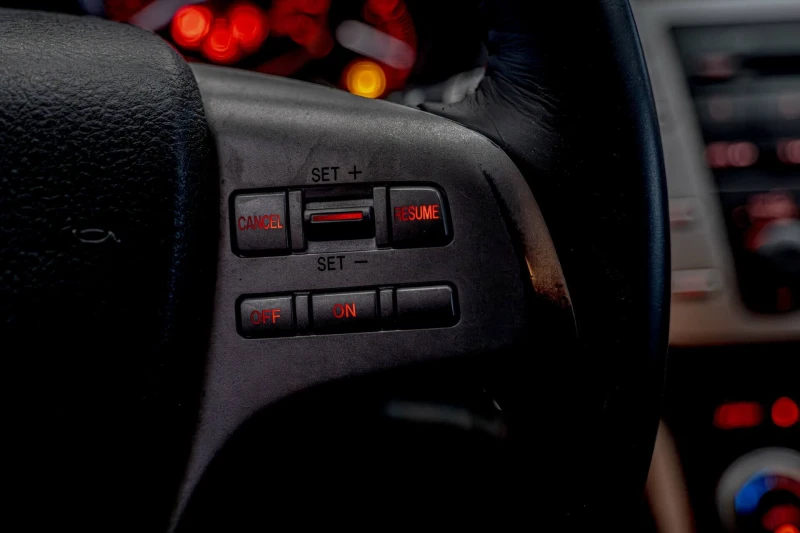 Mazda 6 2.2CD/Xenon/Подгрев/Автопилот, снимка 11 - Автомобили и джипове - 53274155