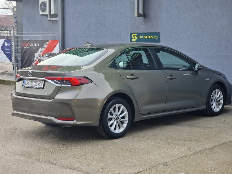 Toyota Corolla 1.8 HSD Executive plus, снимка 8 - Автомобили и джипове - 53369795