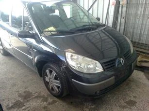 Renault Scenic 1.5,1.9/2.0 dci,1.6i, снимка 3 - Автомобили и джипове - 11009920