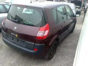 Renault Scenic 1.5,1.9/2.0 dci,1.6i, снимка 6 - Автомобили и джипове - 11009920