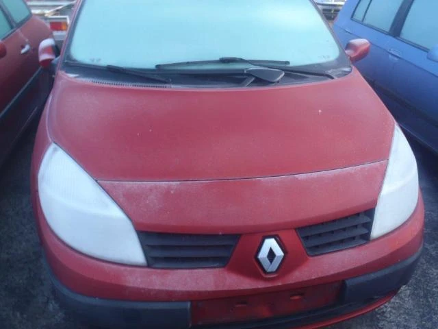 Renault Scenic 1.5,1.9/2.0 dci,1.6i, снимка 8 - Автомобили и джипове - 48320250