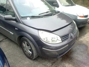 Renault Scenic 1.5,1.9/2.0 dci,1.6i, снимка 9 - Автомобили и джипове - 48320250