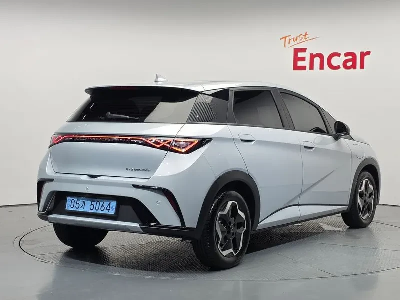 BYD Dolphin САМО 30% АВАНС, снимка 2 - Автомобили и джипове - 56223375