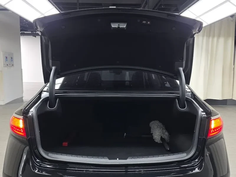 Kia K7  Hybrid Noblesse, снимка 16 - Автомобили и джипове - 56354828