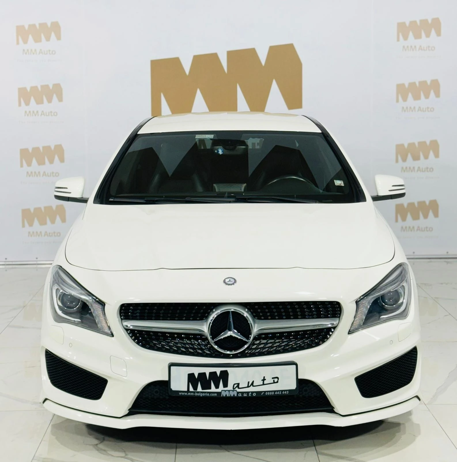 Mercedes-Benz CLA 200 AMG Coupe  - изображение 4