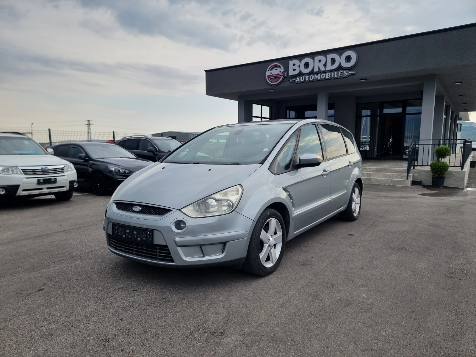 Ford S-Max 2.0TDI - изображение 3