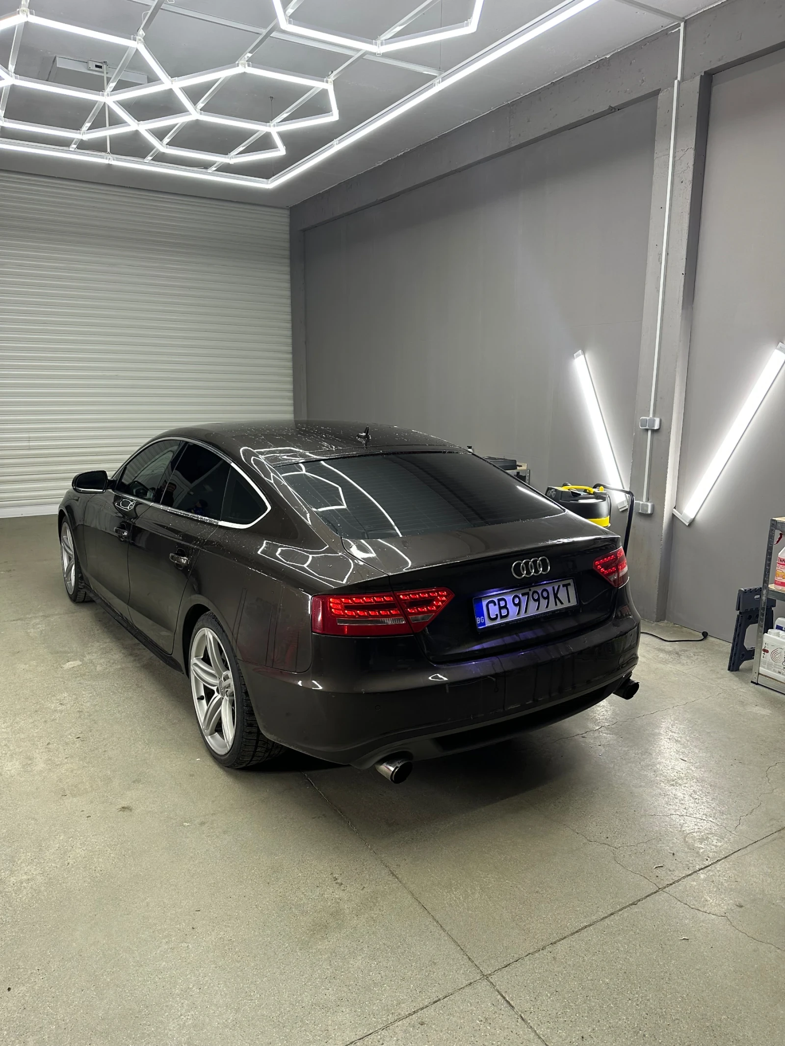 Audi A5 SportBack - изображение 4