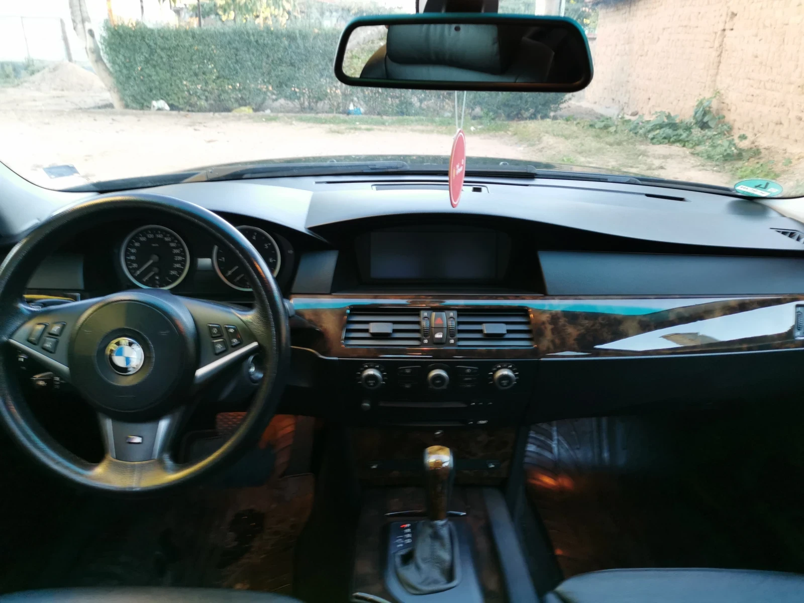 BMW 525 525i - изображение 7