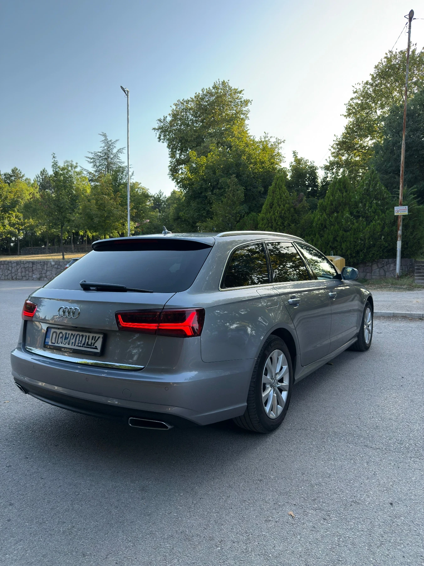 Audi A6 2.0 tdi, Като нова , Keyless, panorama - изображение 3
