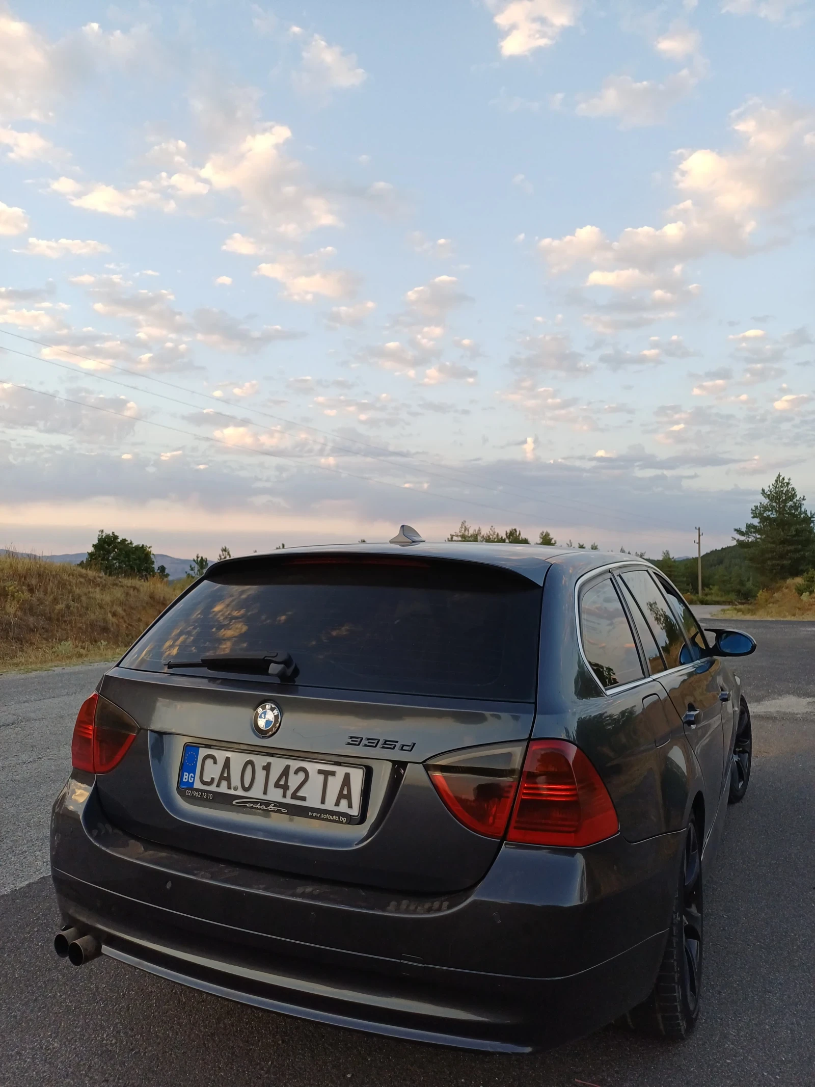BMW 330  - изображение 2