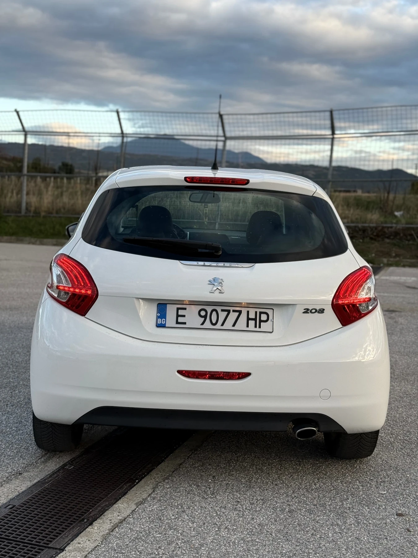 Peugeot 208  - изображение 8