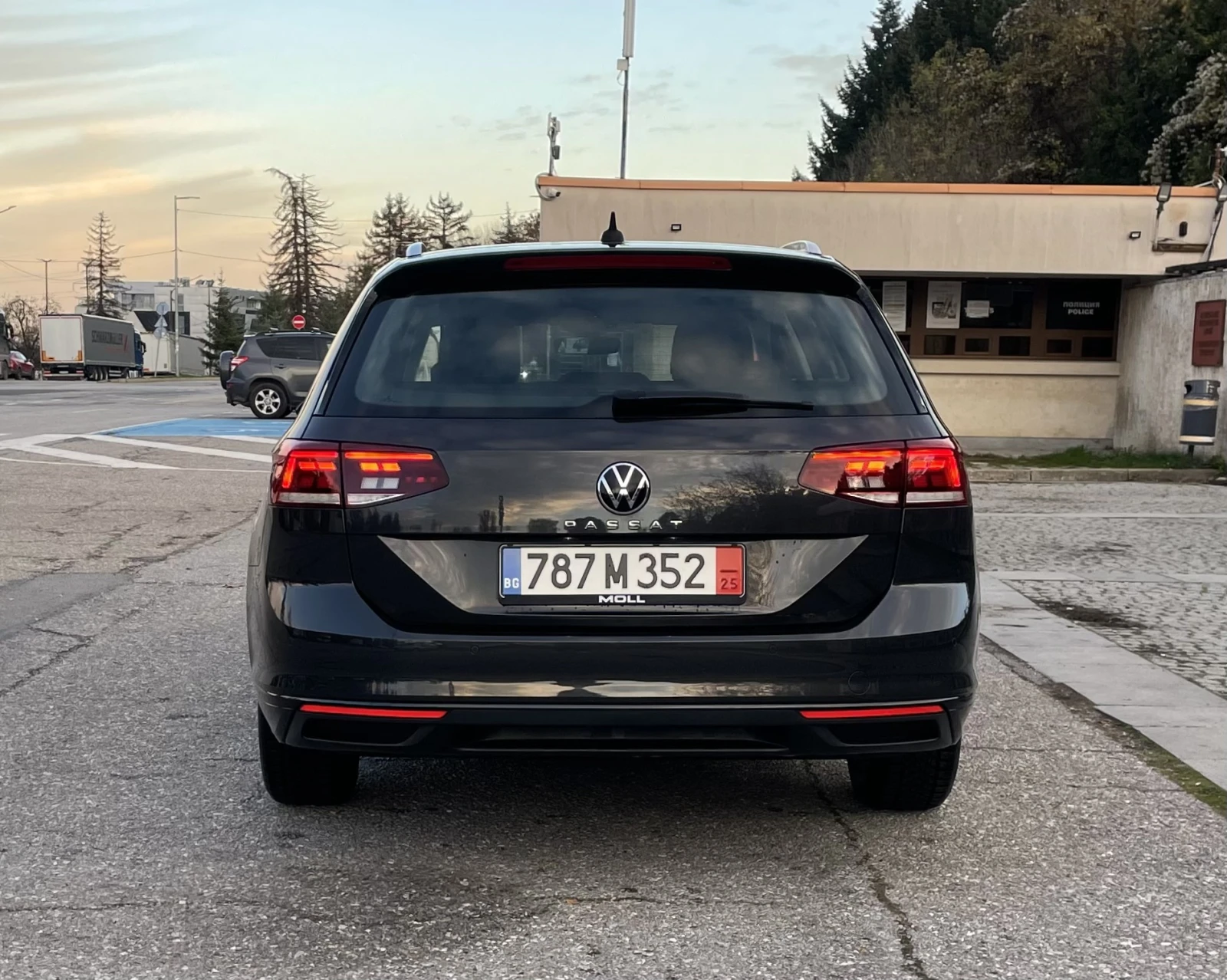 VW Passat 2.0 TDI/150 PS/LED/ACC/PDC/NAVI/CAMERA - изображение 6