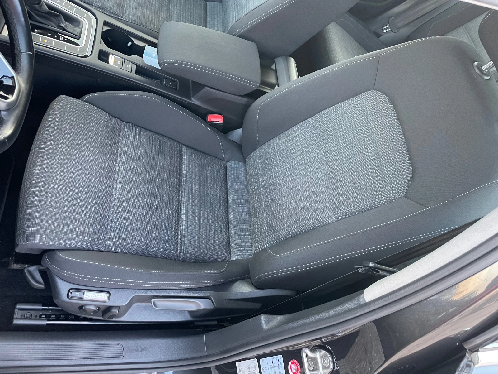 VW Passat 2.0 TDI/150 PS/LED/ACC/PDC/NAVI/CAMERA | Mobile.bg � ����������� 12