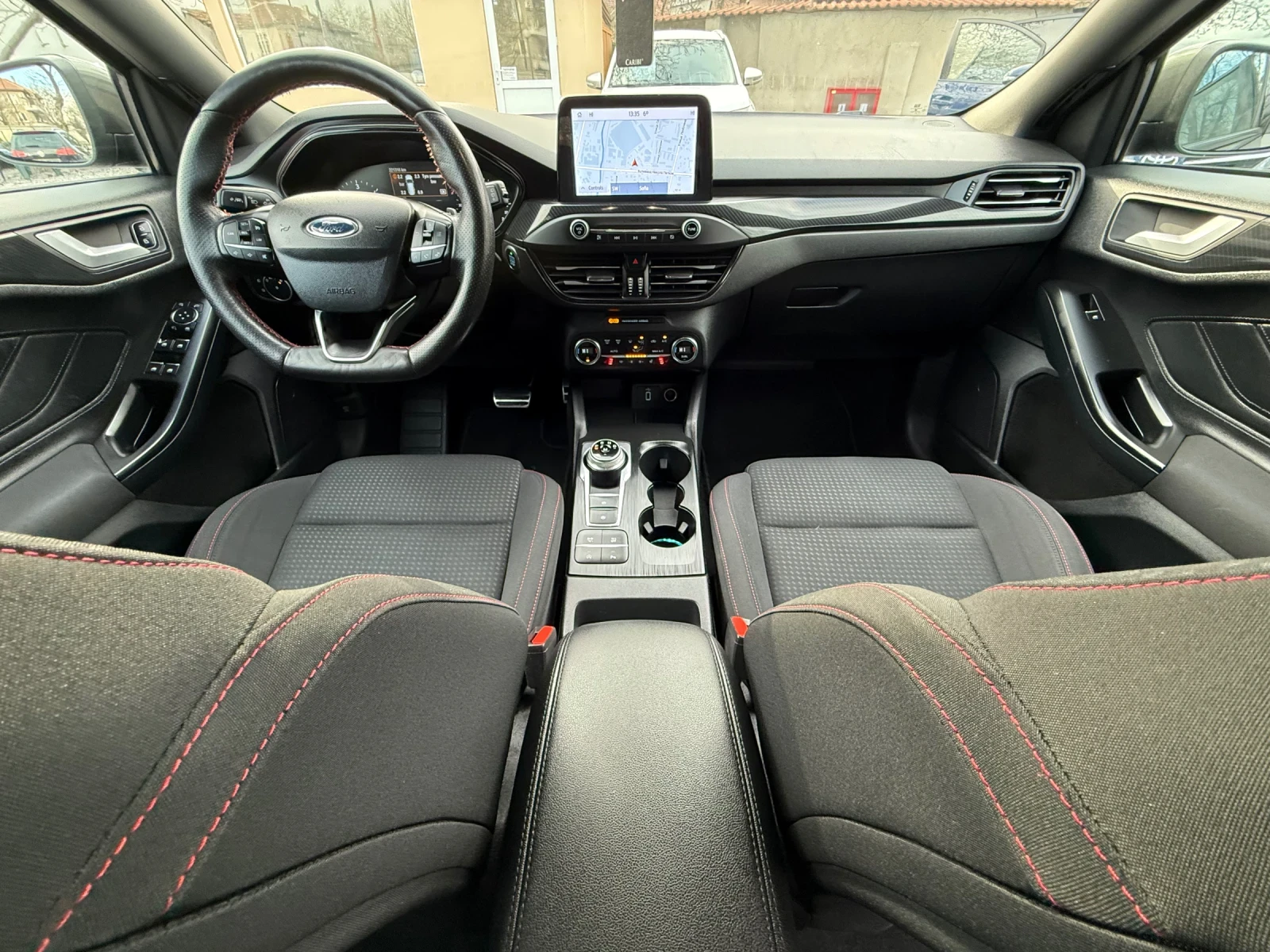 Ford Focus 2.0TDCI ST Line - ��������� - �URO6d | Mobile.bg � ����������� 11