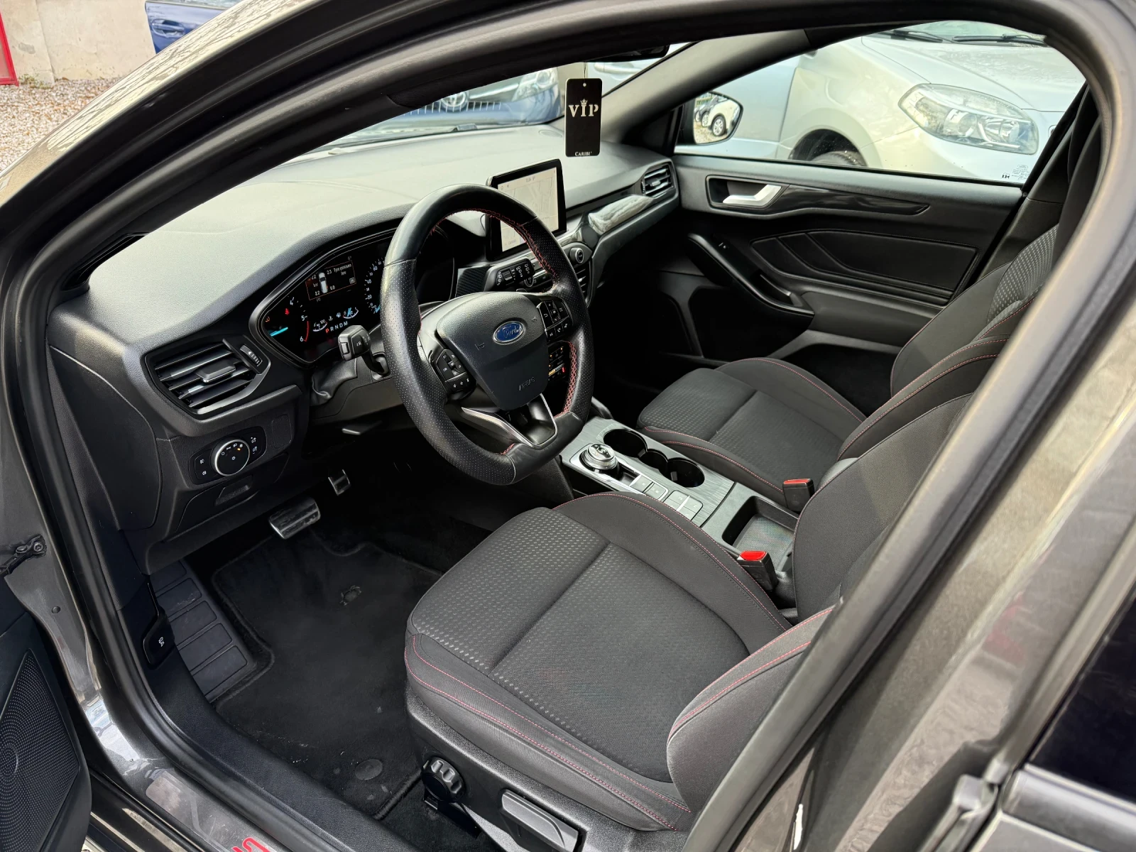 Ford Focus 2.0TDCI ST Line - ��������� - �URO6d | Mobile.bg � ����������� 8