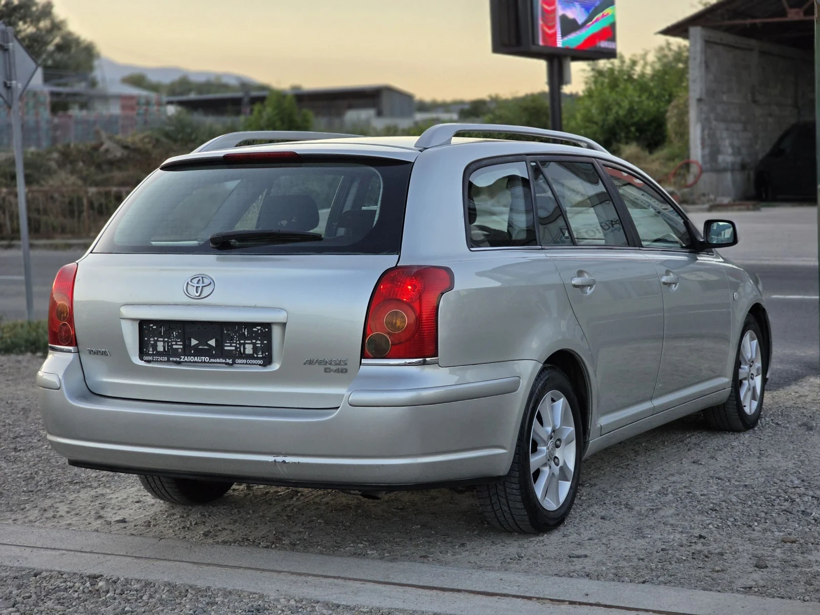 Toyota Avensis 2.2 D4D 150 k.c. ЛИЗИНГ - изображение 5