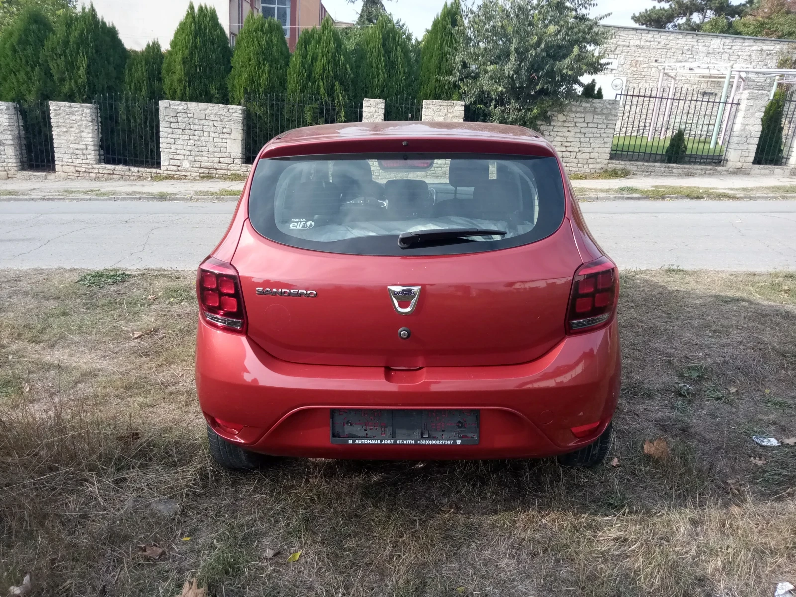 Dacia Sandero, снимка 4 - Автомобили и джипове - 53713772