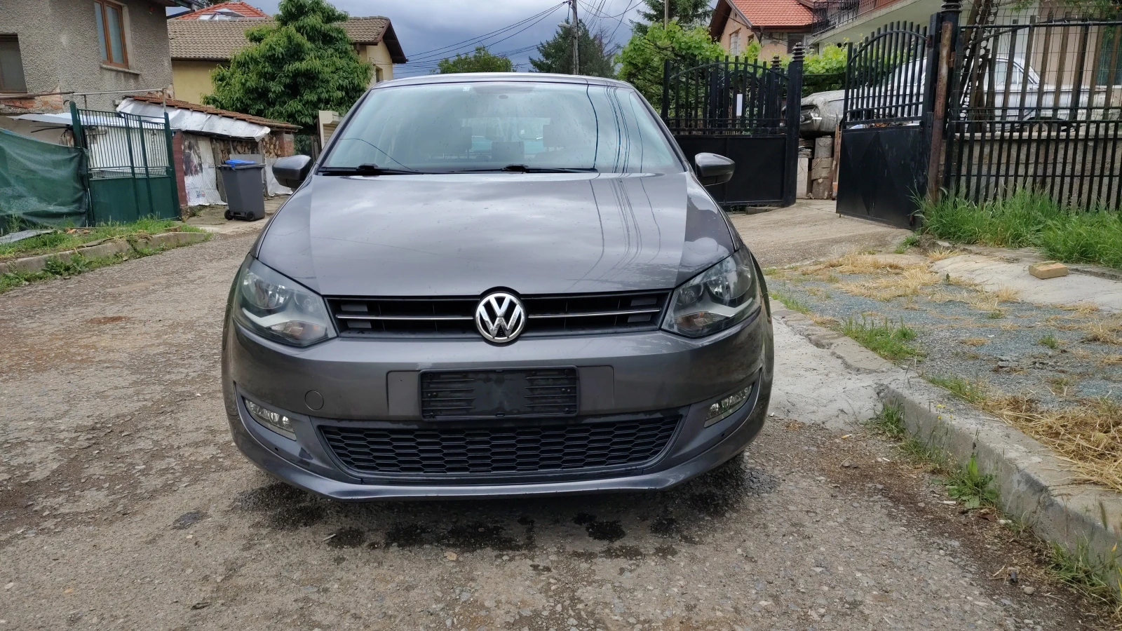 VW Polo 1.4 / Фабрична газ, снимка 2 - Автомобили и джипове - 54645324