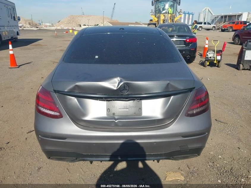Mercedes-Benz E 300 2017 MERCEDES-BENZ E 300 4MATIC, снимка 7 - Автомобили и джипове - 54843100