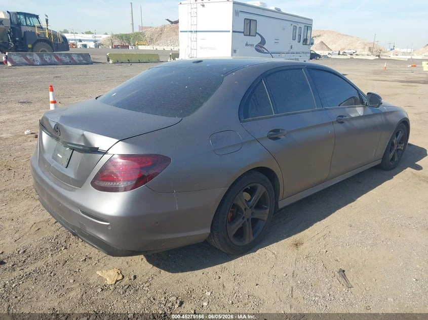 Mercedes-Benz E 300 2017 MERCEDES-BENZ E 300 4MATIC, снимка 6 - Автомобили и джипове - 54843100