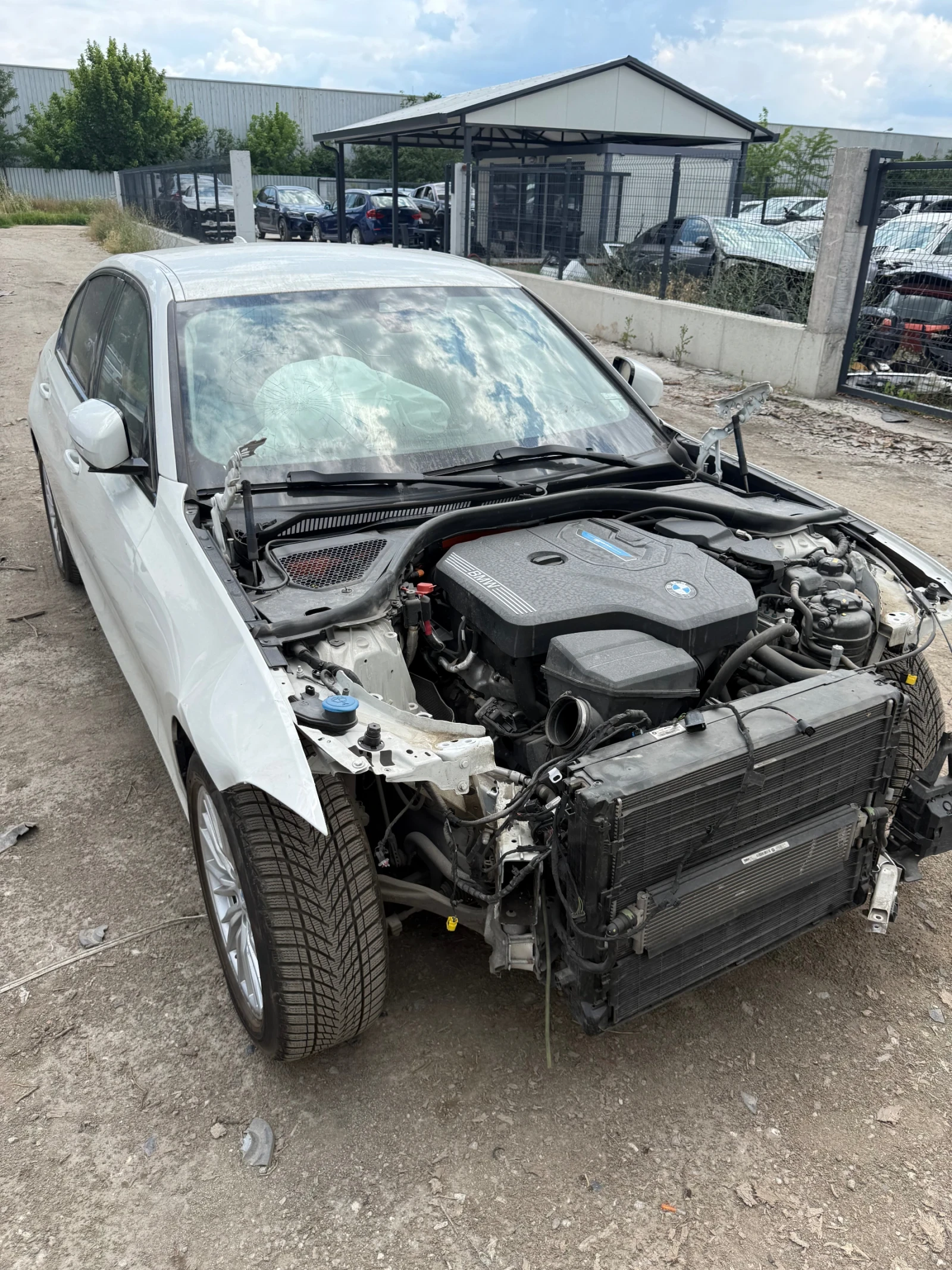 BMW 330, снимка 2 - Автомобили и джипове - 54961853