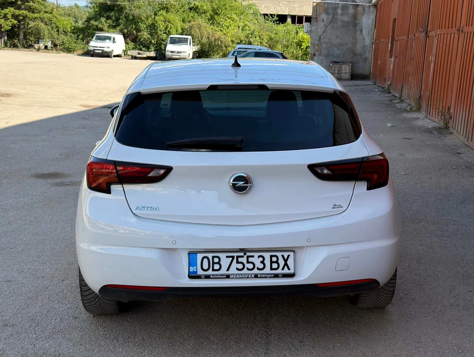 Opel Astra 1.2i- 145 Ultimate Keyless , снимка 5 - Автомобили и джипове - 55236094
