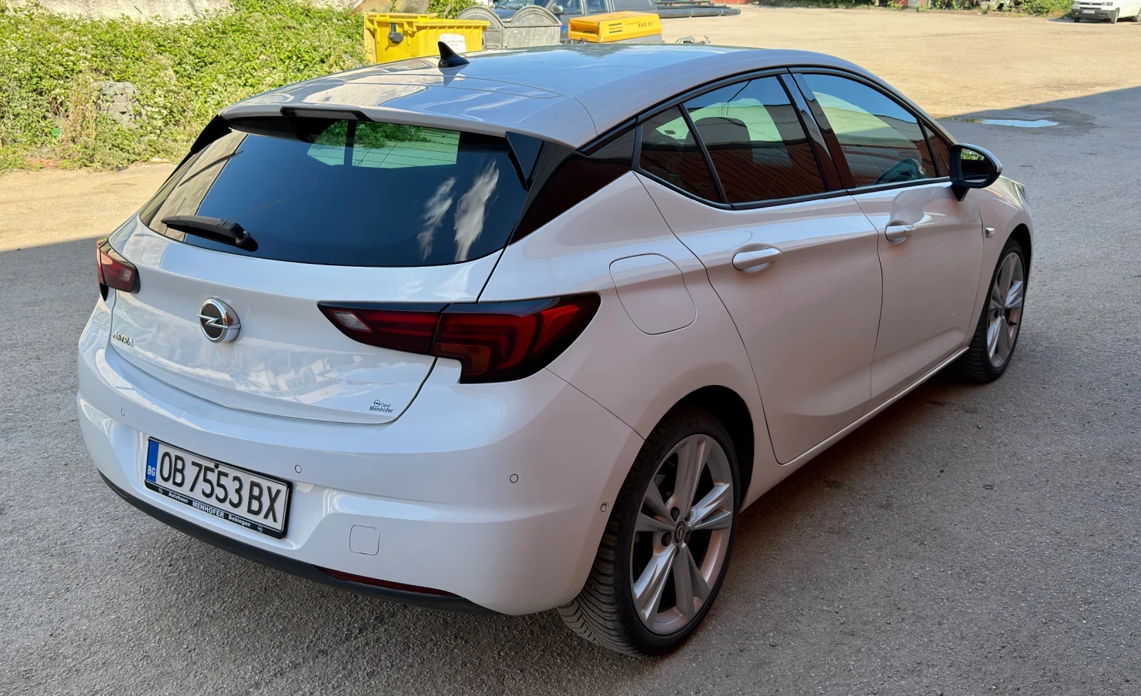 Opel Astra 1.2i- 145 Ultimate Keyless , снимка 6 - Автомобили и джипове - 55236094