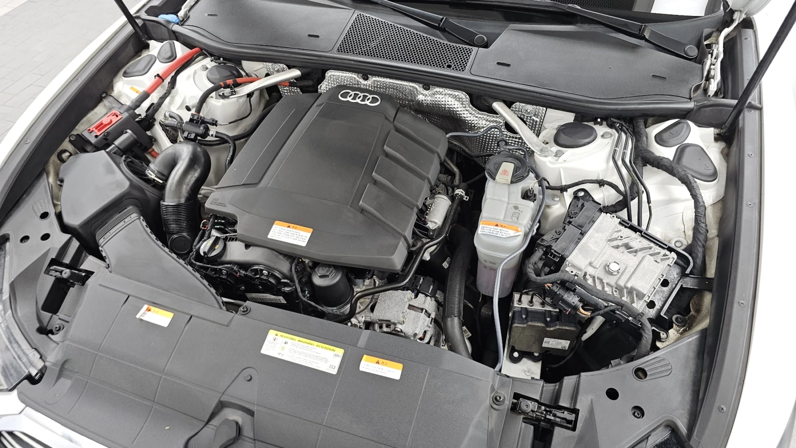 Audi A6 45 TFSI quattro* ЕЛ. БАГАЖНИК* 360* КРАЙНА ЦЕНА, снимка 6 - Автомобили и джипове - 55983988