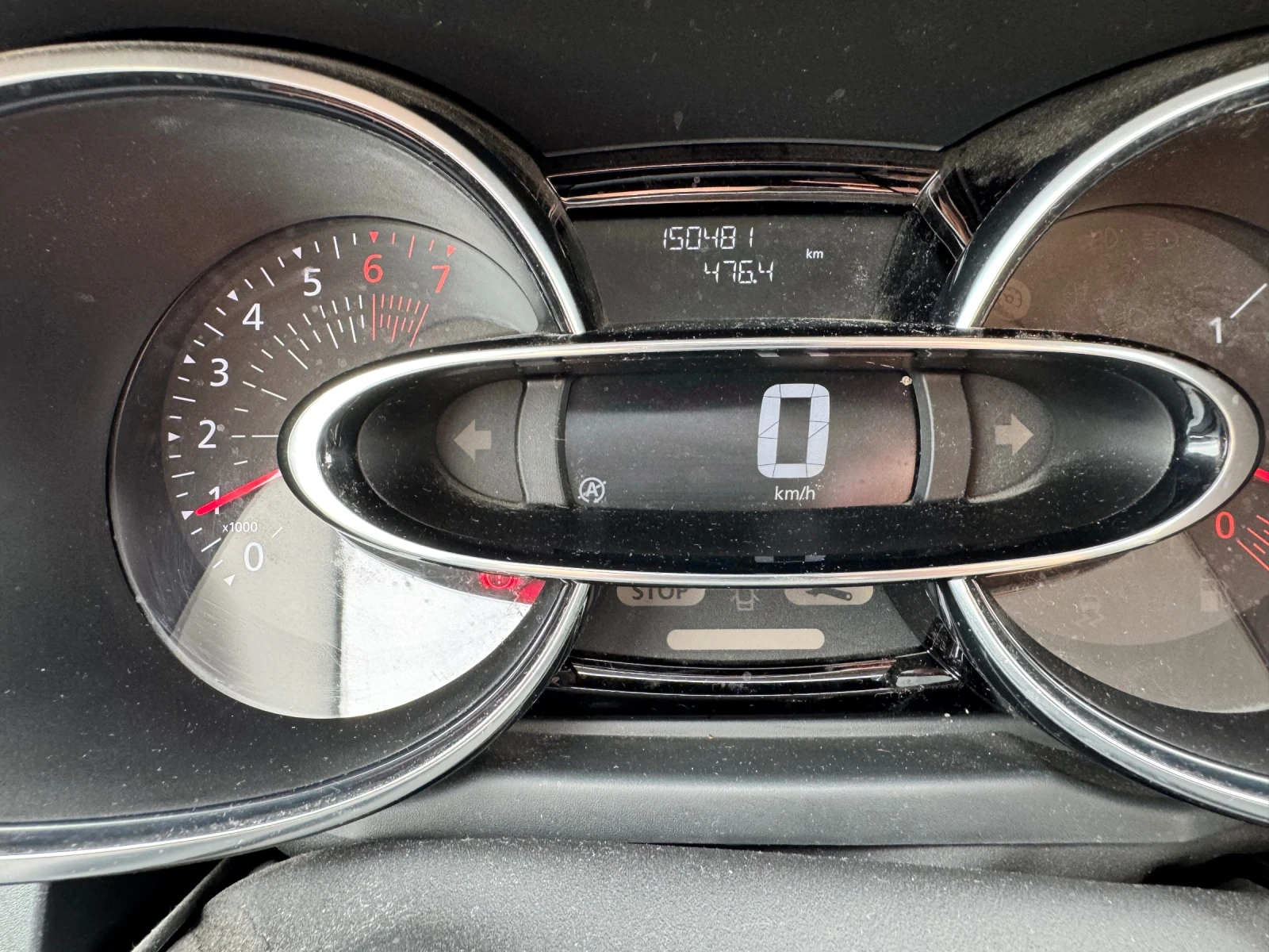 Renault Clio Renault Clio Grandtour 0.9 TCe 90 к.с. | 10/2020 |, снимка 11 - Автомобили и джипове - 56084581