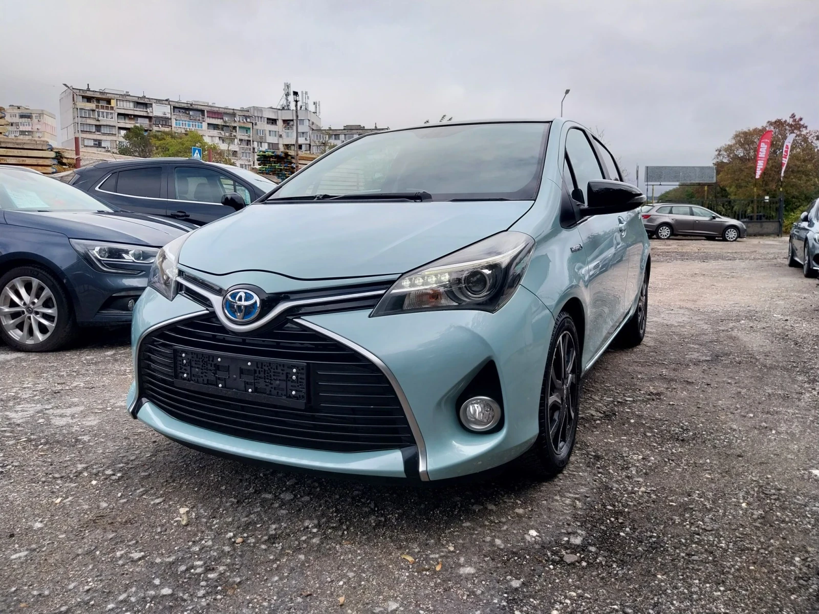 Toyota Yaris 1.5 HIBRID