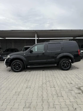 Nissan Pathfinder 2.5 LE Premium, снимка 3