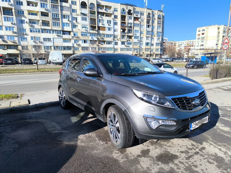 Kia Sportage, снимка 13 - Автомобили и джипове - 48451091