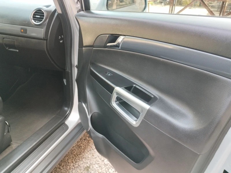 Opel Antara FACE 2.2CDTI 4x4 COSMO, снимка 11 - Автомобили и джипове - 49936125