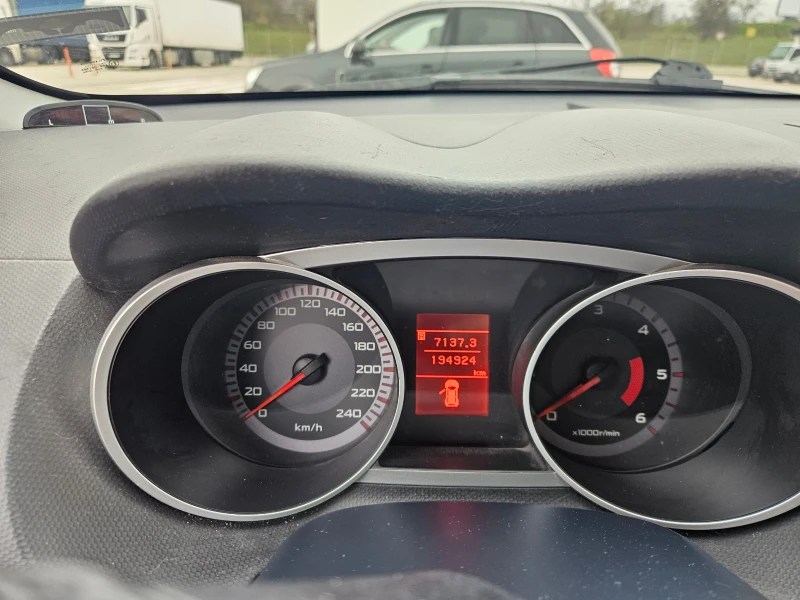 Peugeot 4007 2.2HDI, снимка 14 - Автомобили и джипове - 52860316