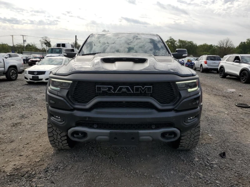 Dodge RAM 1500 TRX 6.2L V8 Supercharged, снимка 2 - Автомобили и джипове - 53181735