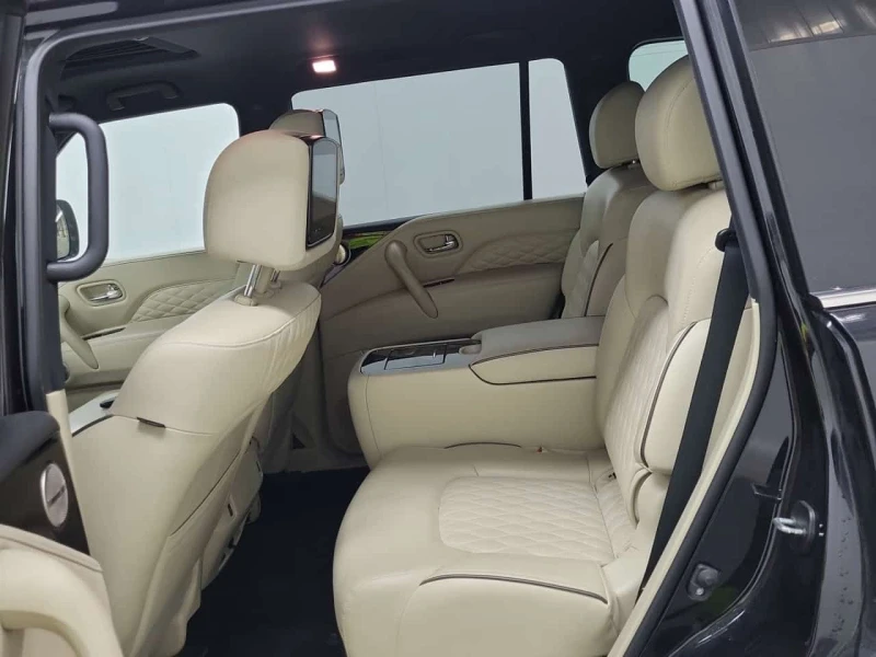 Infiniti QX80 * LUXE * CARFAX * ЦЕНА ДО БГ, снимка 11 - Автомобили и джипове - 53511280