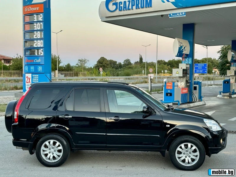 Honda Cr-v 2.0 facelift, снимка 6 - Автомобили и джипове - 47245084