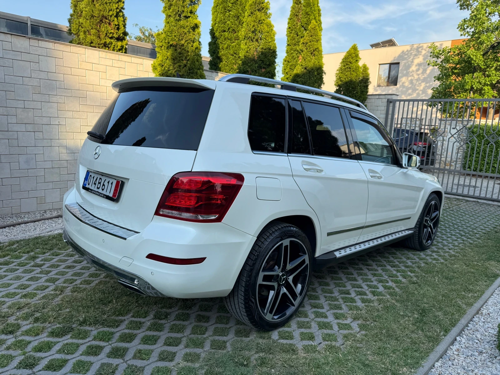 Mercedes-Benz GLK 350cdi AMG* PANORAMA* FULL - изображение 5