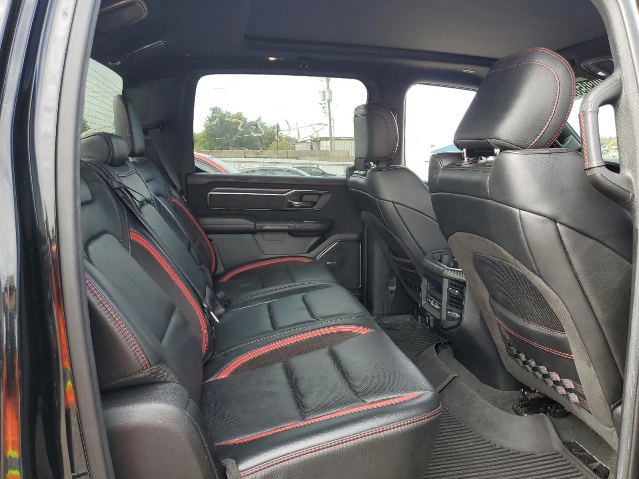 Dodge RAM 1500 TRX 6.2L V8 Supercharged - изображение 10