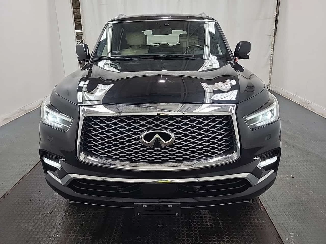 Infiniti QX80 * LUXE * CARFAX * ���� �� �� | Mobile.bg � ����������� 2